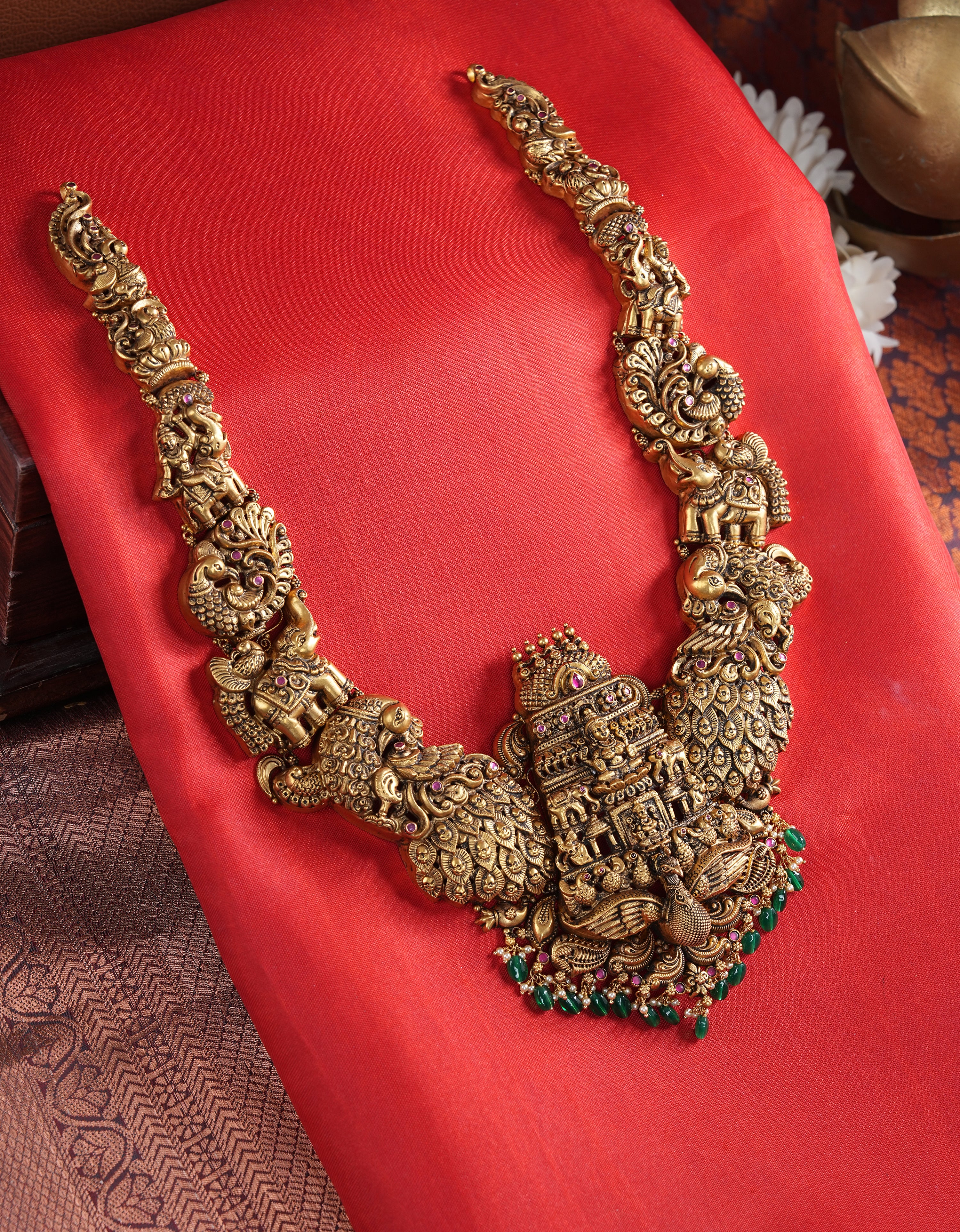 22KT Gold Deep Nakshi Temple Necklace