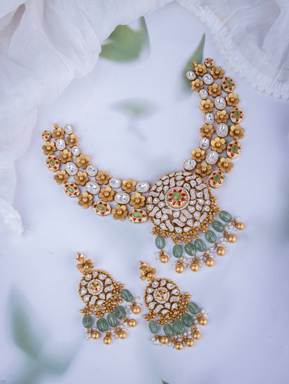 22Kt Gold Antique Polki Floral Necklace Set for Women