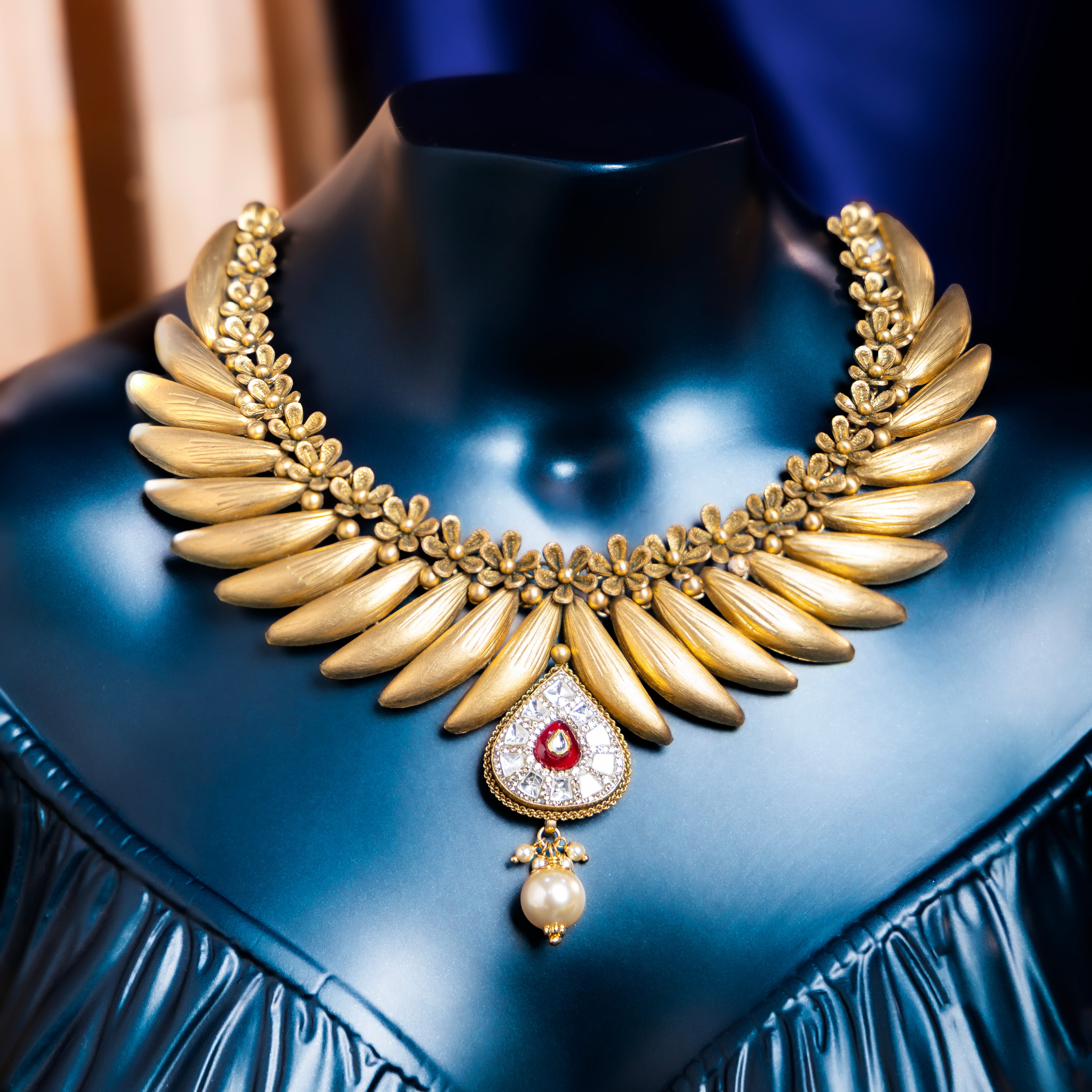 22Kt Gold Semi Kundan Antique Necklace Set for Women