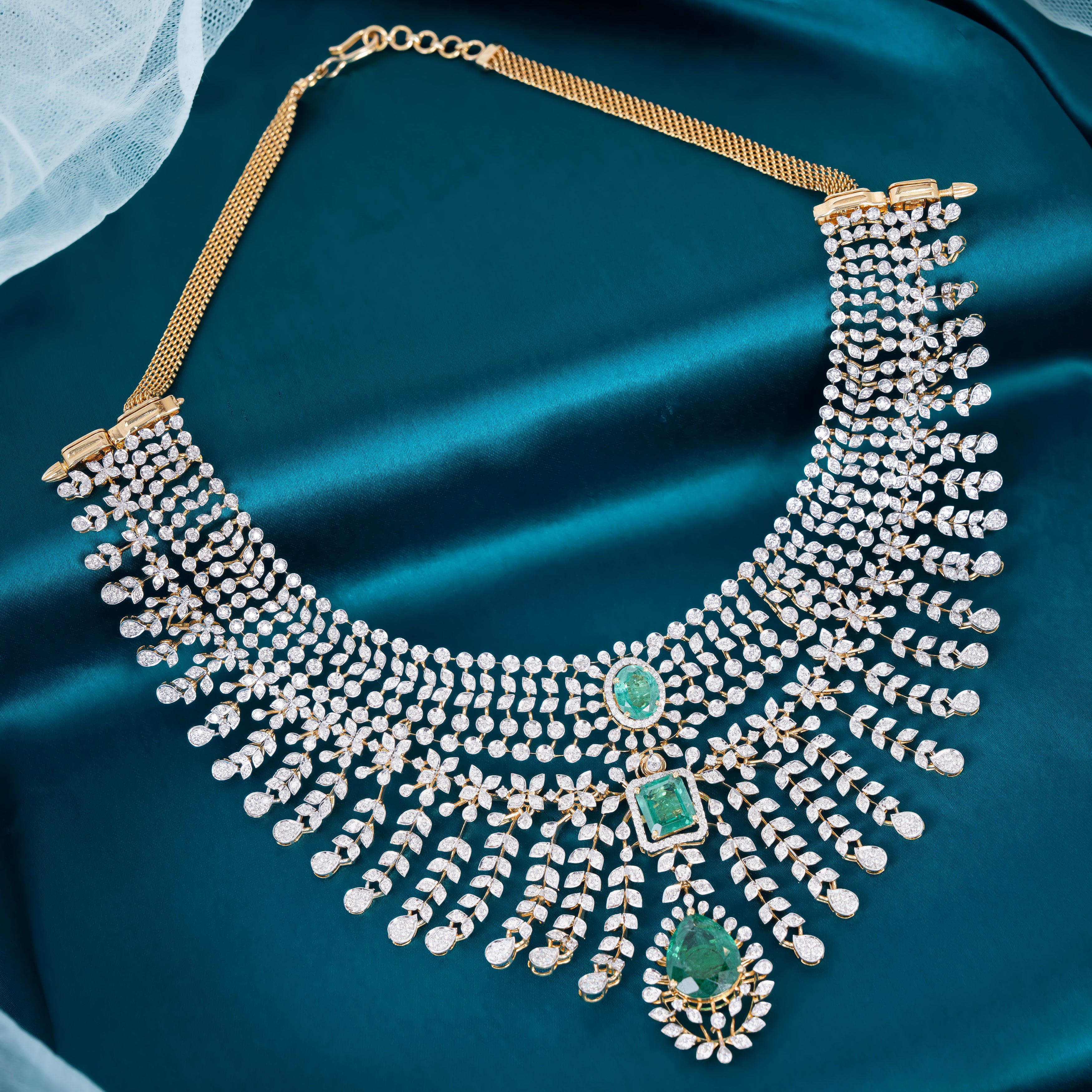 18Kt Gold Bridal Diamond Fringe Necklace with Emeralds